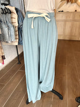 Load image into Gallery viewer, The Levi Linen Pants |Blue Grey|