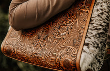 Load image into Gallery viewer, Breeze Wind Hand-Tooled HandBag
