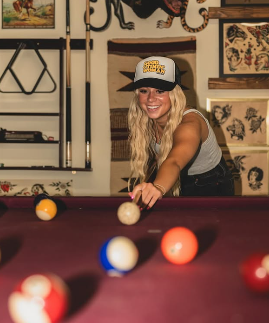 GOOD TIMIN' WOMAN TRUCKER HAT