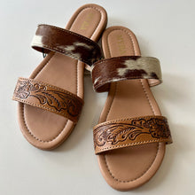 Load image into Gallery viewer, Lena Trails Sandals MYRA
