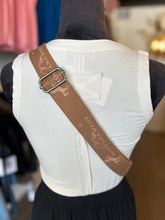Load image into Gallery viewer, The Bandita Crossbody |Brown|
