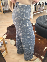 Load image into Gallery viewer, Rodeo Sky Stretch Denim Pants
