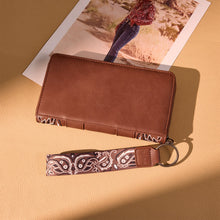 Load image into Gallery viewer, Wrangler Bandana Wallet |Brown|

