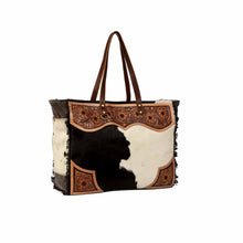 Load image into Gallery viewer, Cartwright Myra Tote
